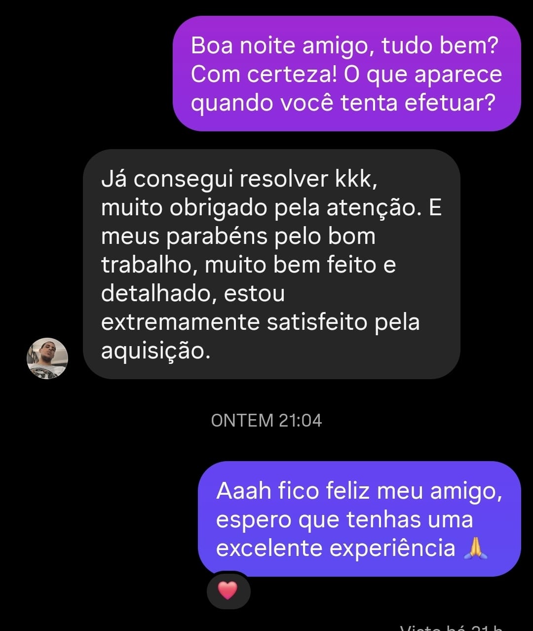 Conversa no Instagram em que um cliente elogia o trabalho detalhado e demonstra satisfação com a compra